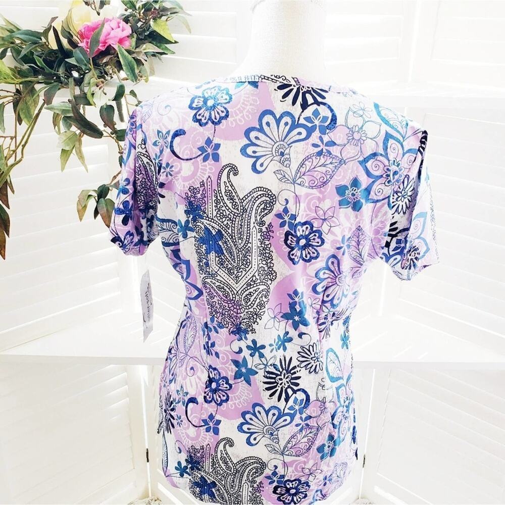 BUTTERSOFT MEDICAL FLORAL BLUE & PINK SCRUB TOP - Picture 3 of 6